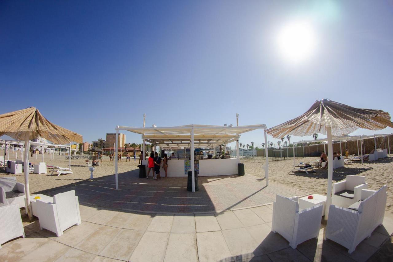 Aurora Beach & Suite Margherita Di Savoia Dış mekan fotoğraf