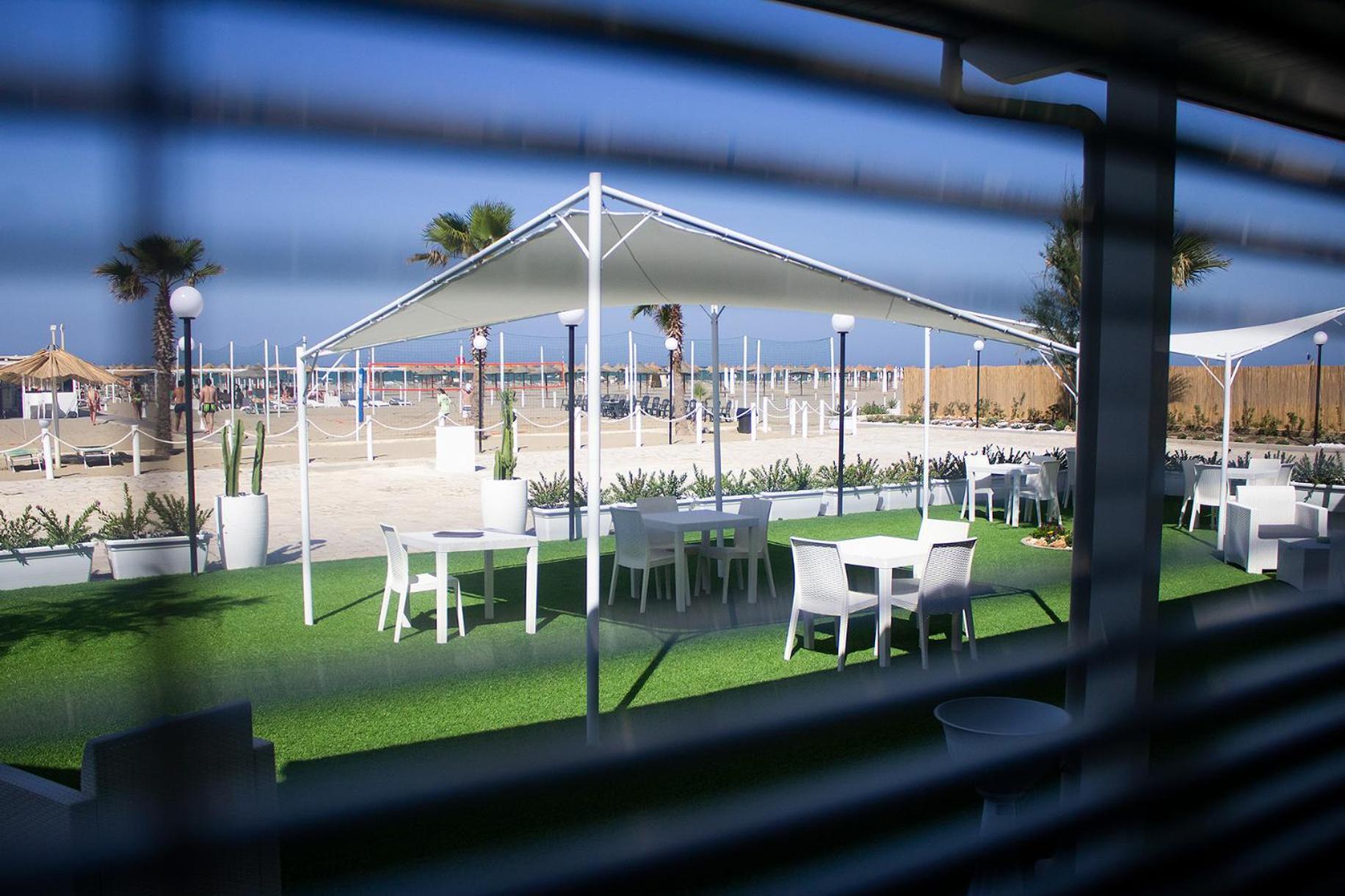 Aurora Beach & Suite Margherita Di Savoia Dış mekan fotoğraf